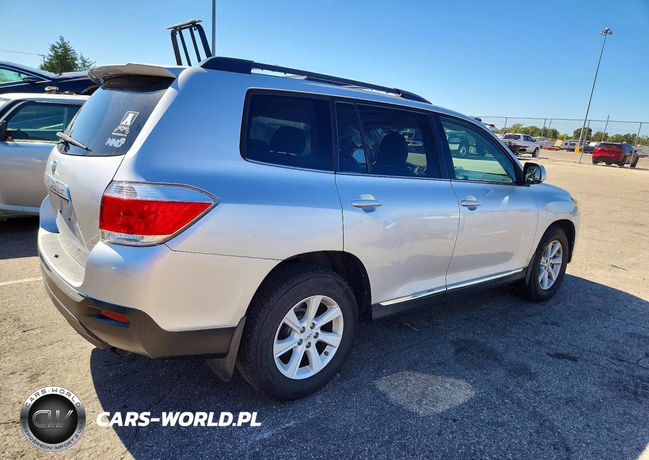 2013 Toyota Highlander Se VIN:5TDBK3EH8DS200243 - 3