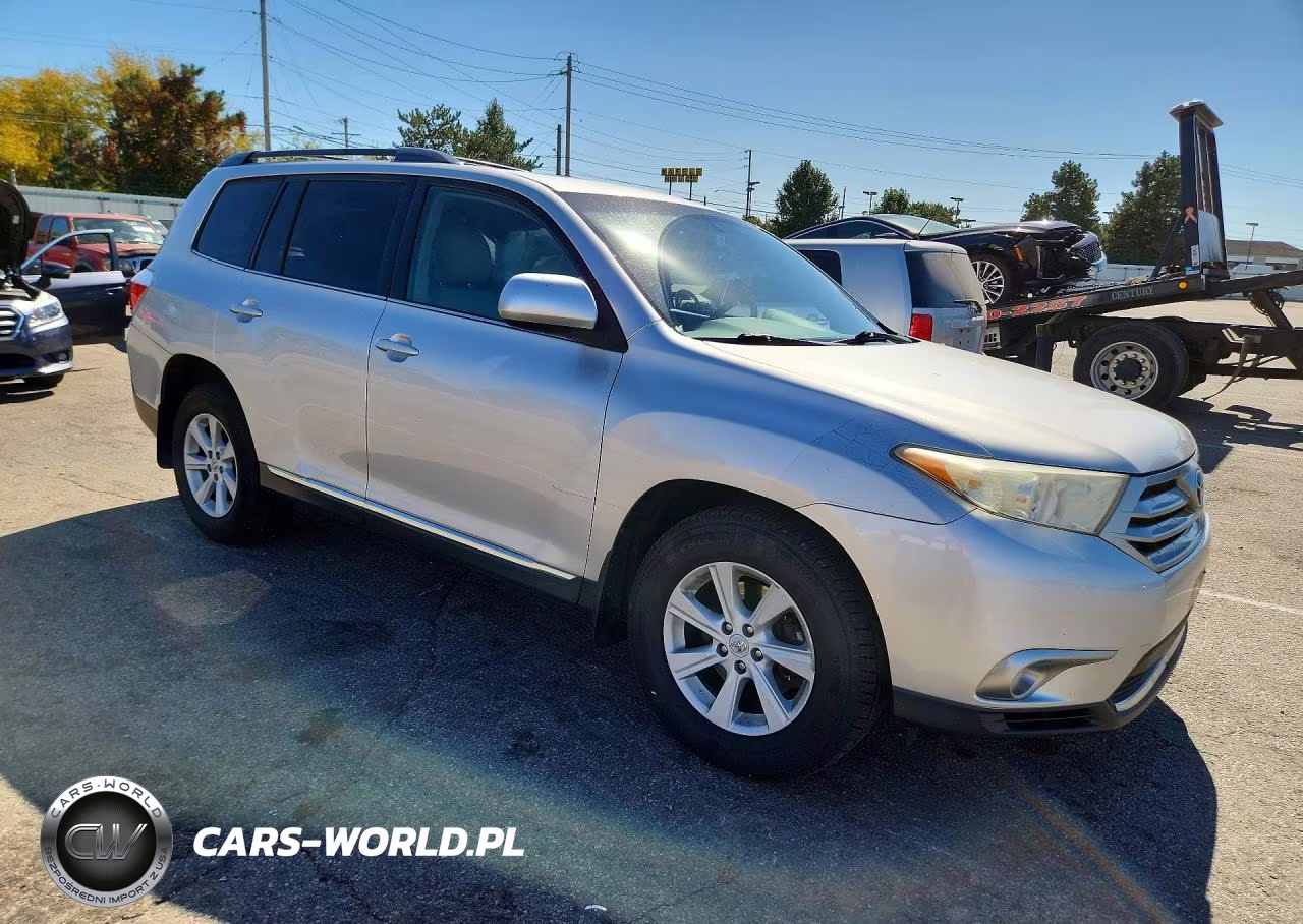 2013 Toyota Highlander Se VIN:5TDBK3EH8DS200243 - 4