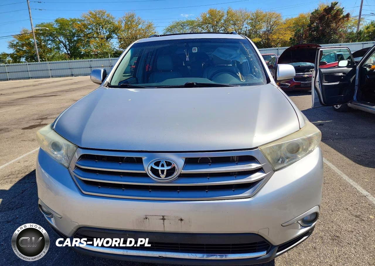 2013 Toyota Highlander Se VIN:5TDBK3EH8DS200243 - 5