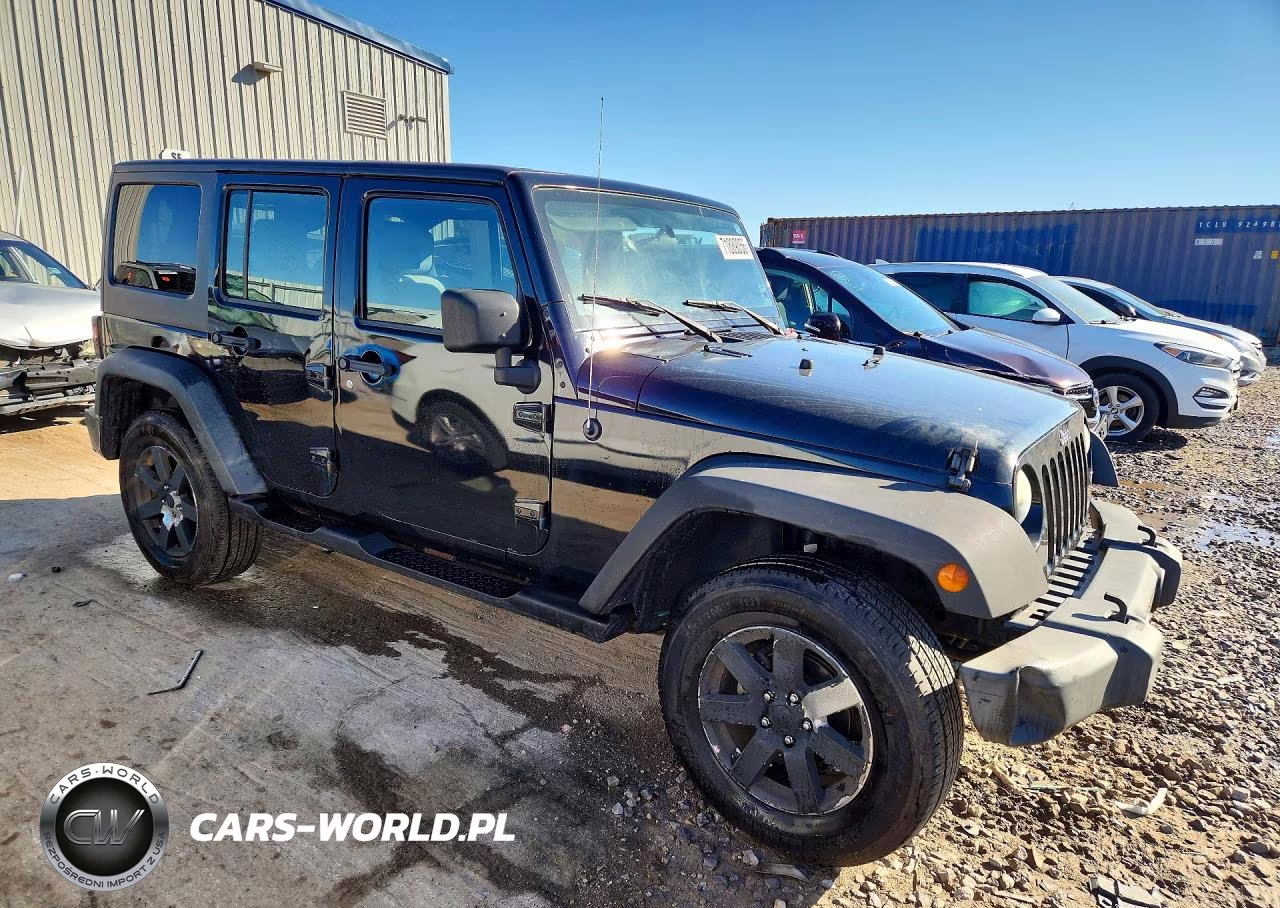 2010 Jeep Wrangler Unlimited Sport VIN:1J4BA3H13AL112127 - 4