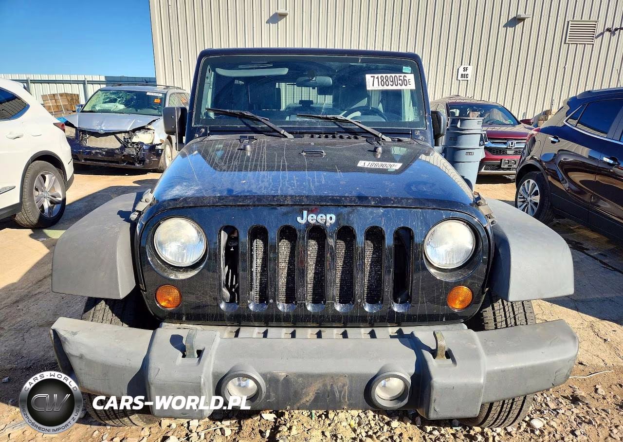 2010 Jeep Wrangler Unlimited Sport VIN:1J4BA3H13AL112127 - 5