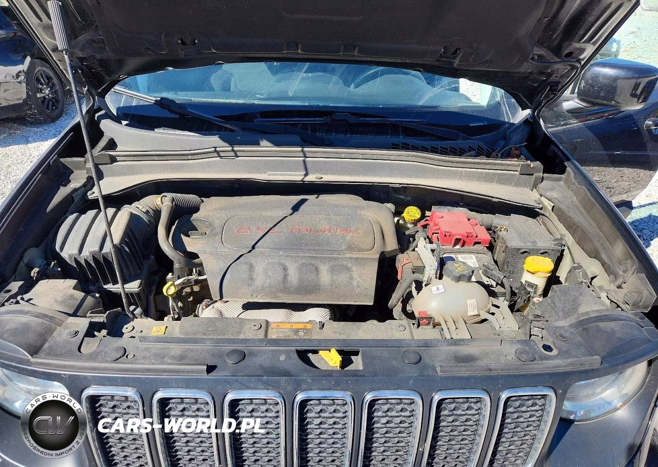 2019 Jeep Renegade Latitude VIN:ZACNJABB7KPJ77727 - 11