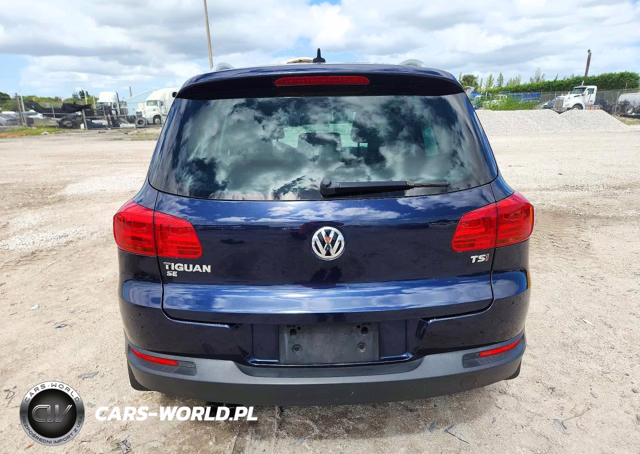 2016 Volkswagen Tiguan S VIN:WVGAV7AX6GW561591 - 6