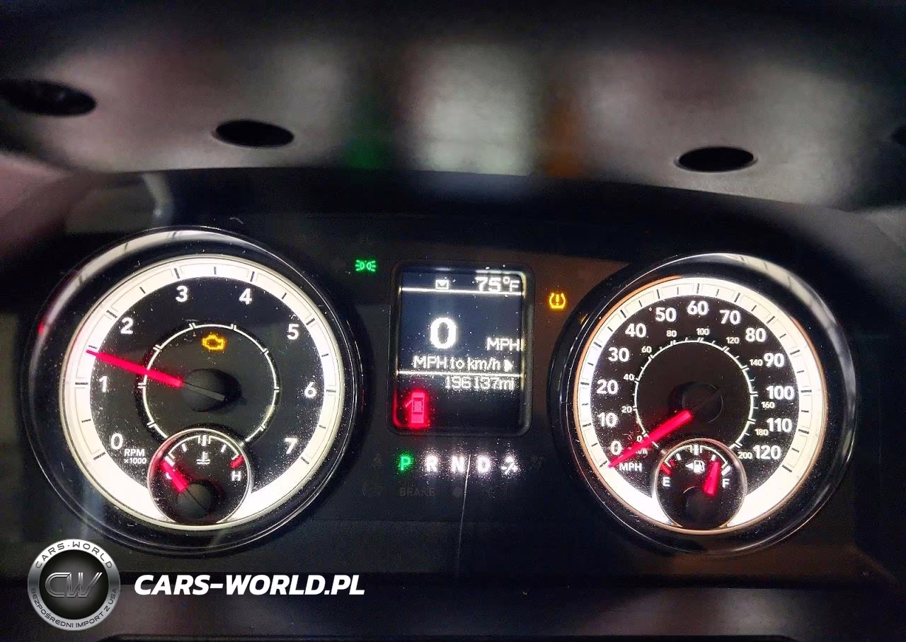 2018 Ram 1500 St VIN:1C6RR6FG1JS248274 - 9