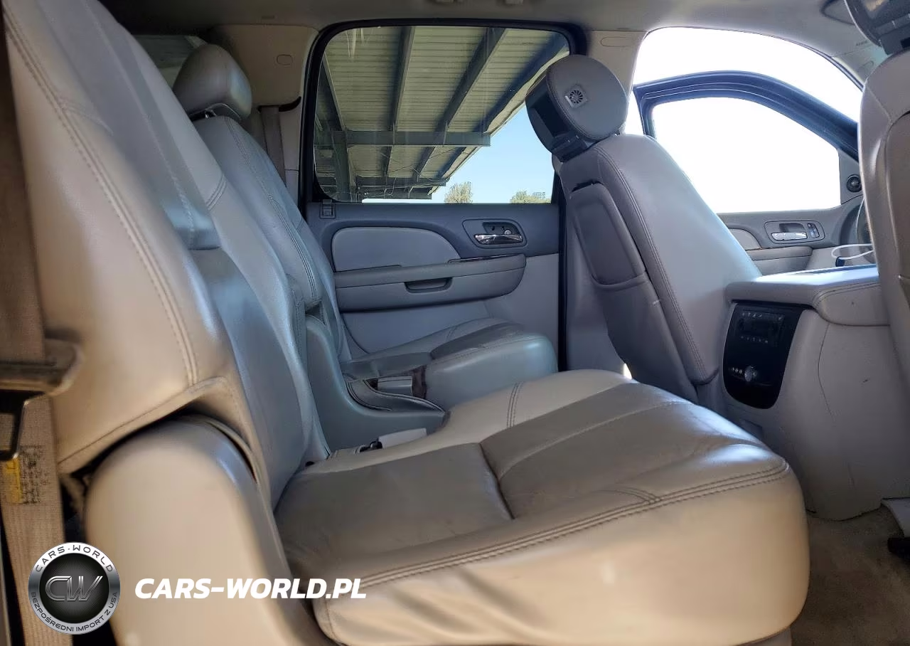 2007 Chevrolet Suburban K1500 VIN:1GNFK16367J161914 - 11