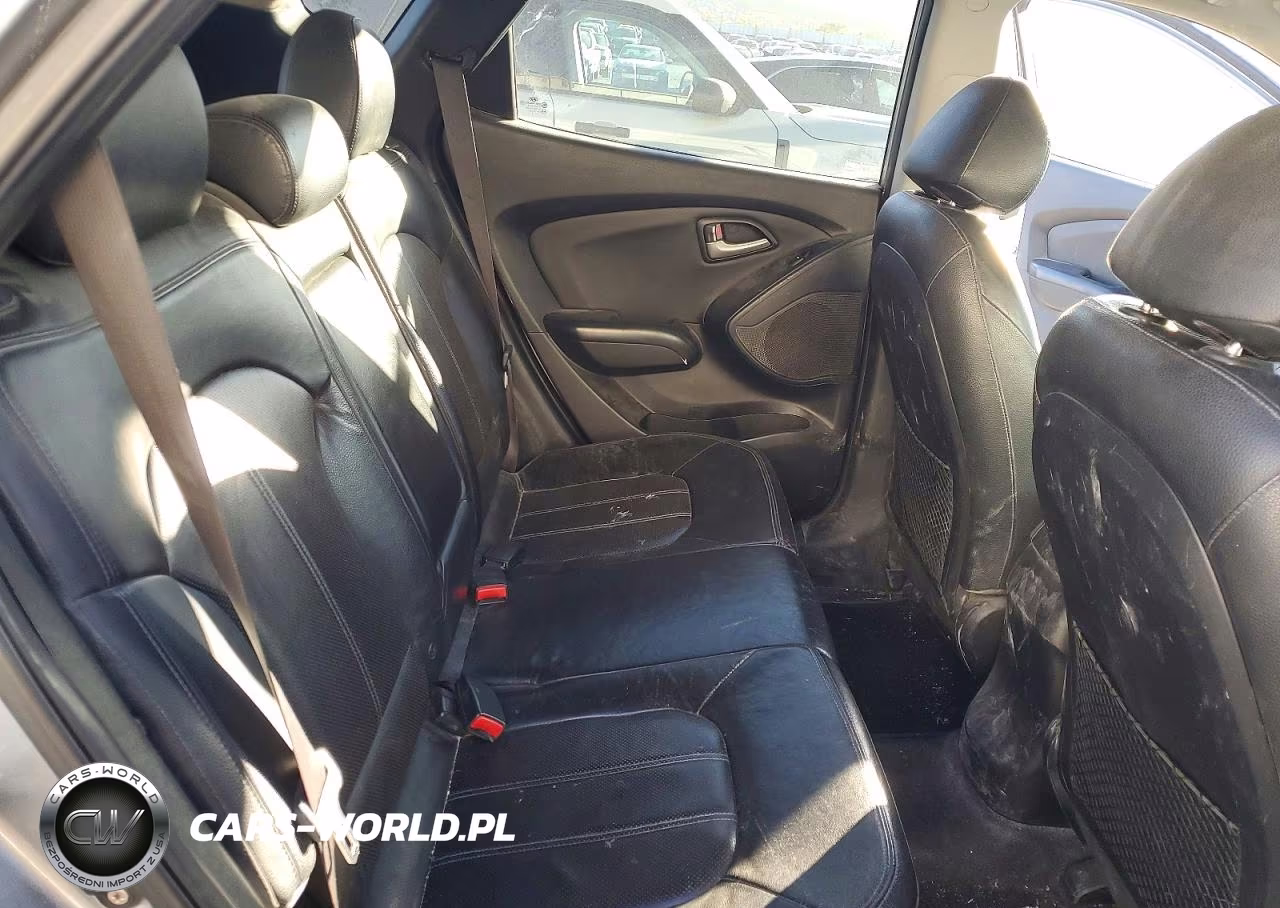 2010 Hyundai Tucson Limited VIN:KM8JUCAC1AU034084 - 10