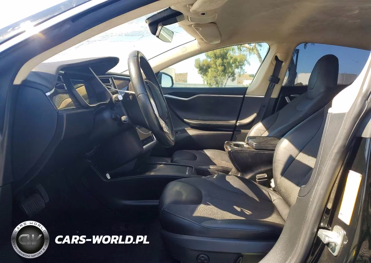 2016 Tesla Model S VIN:5YJSA1E15GF142479 - 7