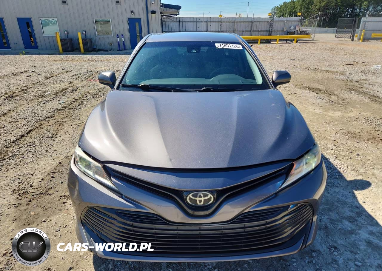 2019 Toyota Camry Le VIN:4T1B11HK0KU237726 - 5
