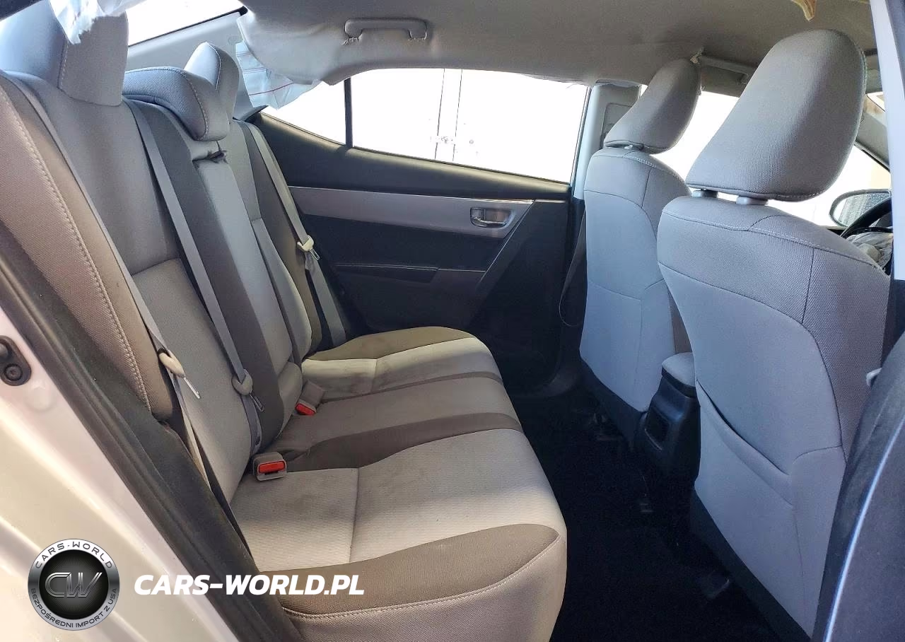 2018 Toyota Corolla Le VIN:5YFBURHE4JP841473 - 10