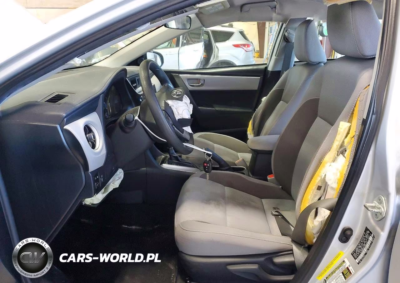 2018 Toyota Corolla Le VIN:5YFBURHE4JP841473 - 7
