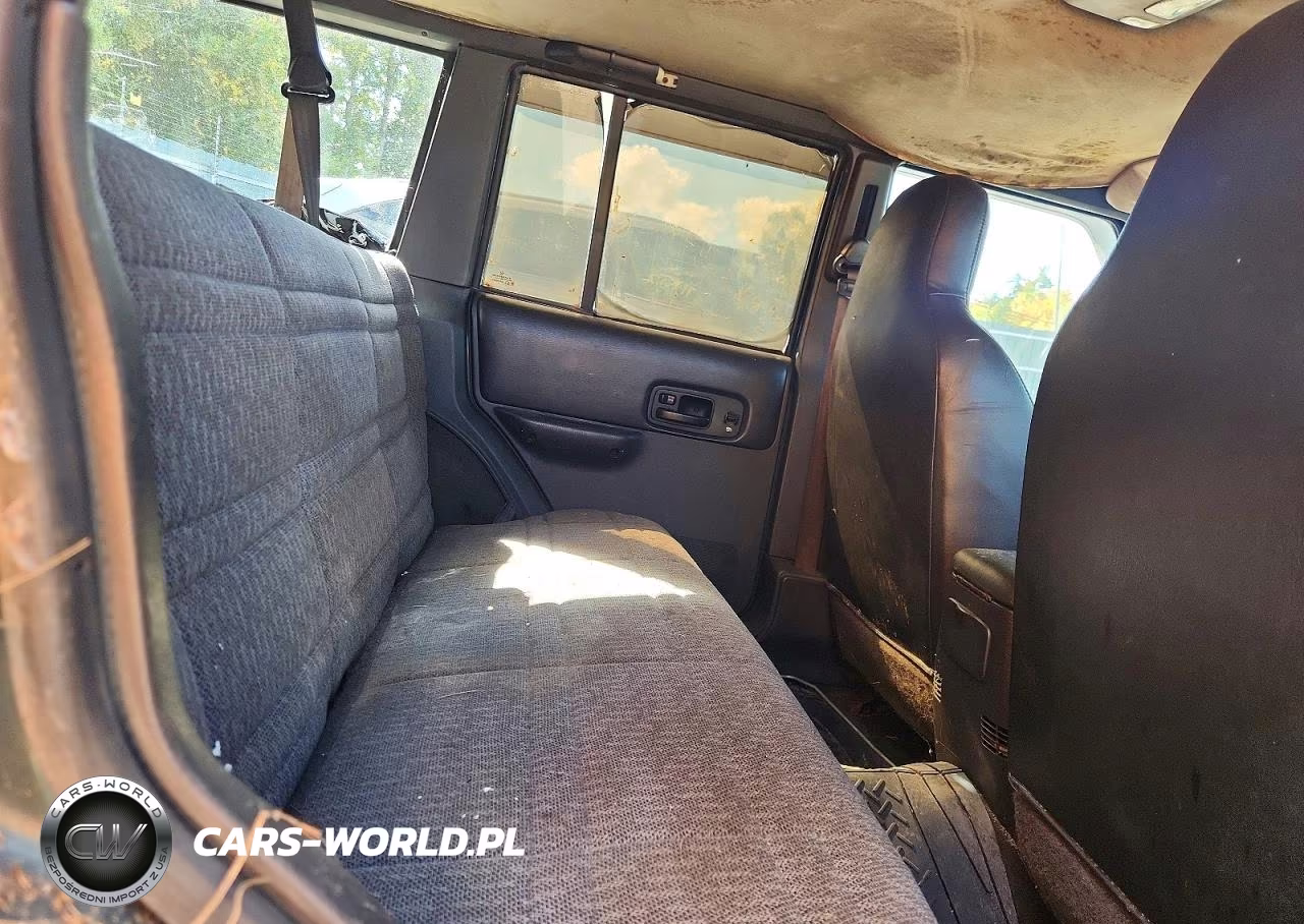 2000 Jeep Cherokee Sport VIN:1J4FF48S0YL119032 - 11