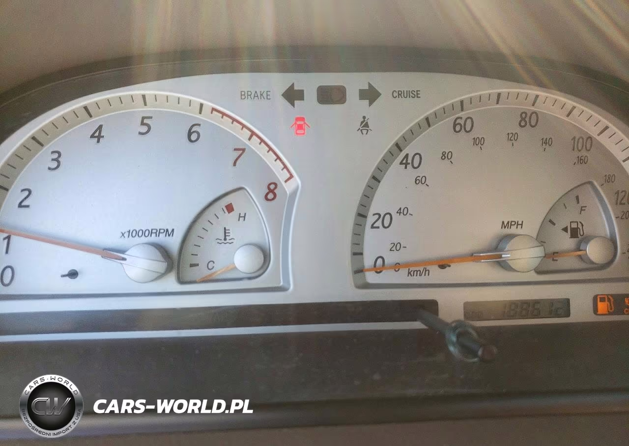 2002 Toyota Camry Xle VIN:JTDBE30K920135056 - 9