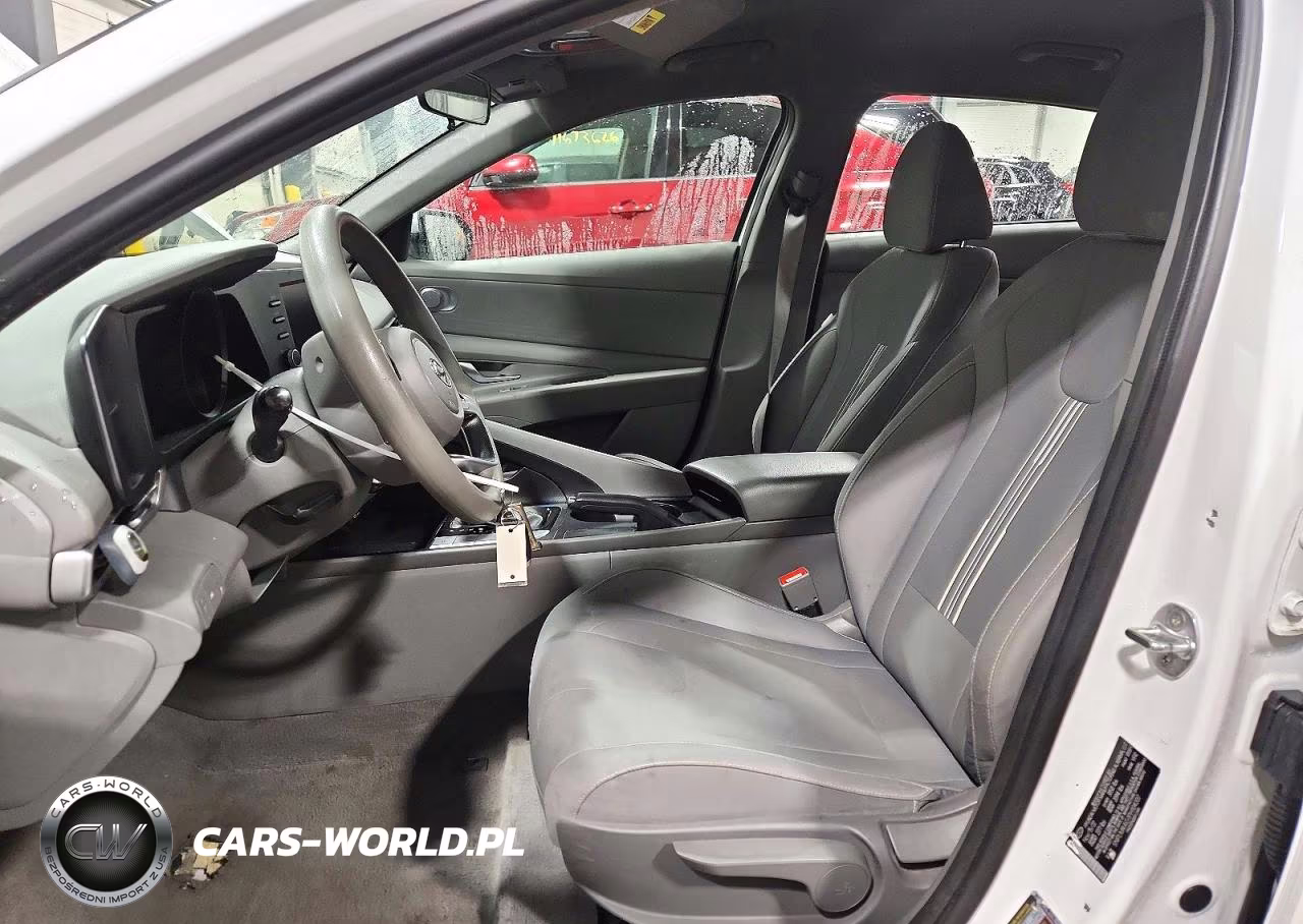 2023 Hyundai Elantra Sel VIN:5NPLM4AG1PH104207 - 7