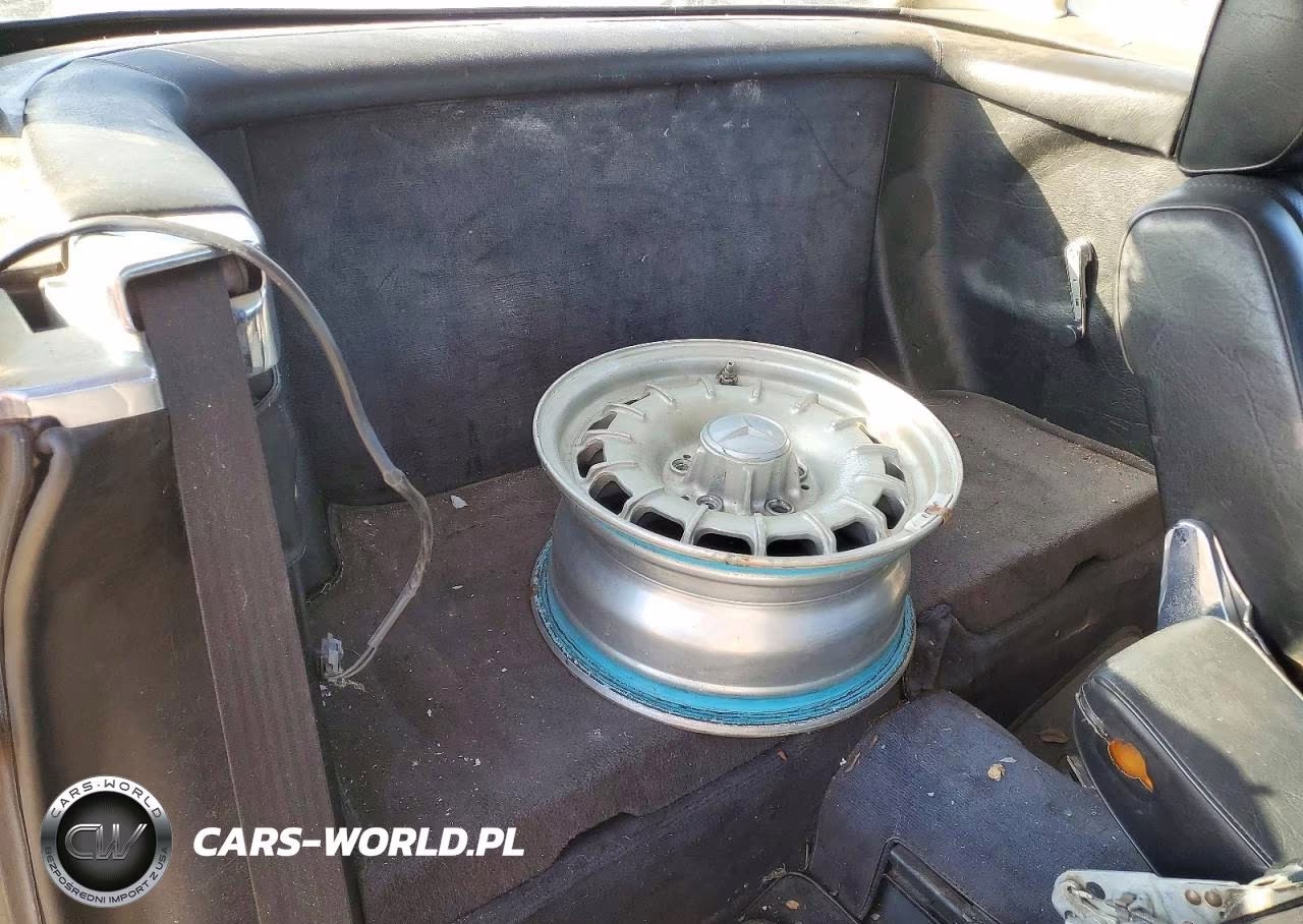 1982 Mercedes-Benz 380 Sl VIN:WDBBA45A8CB018512 - 10