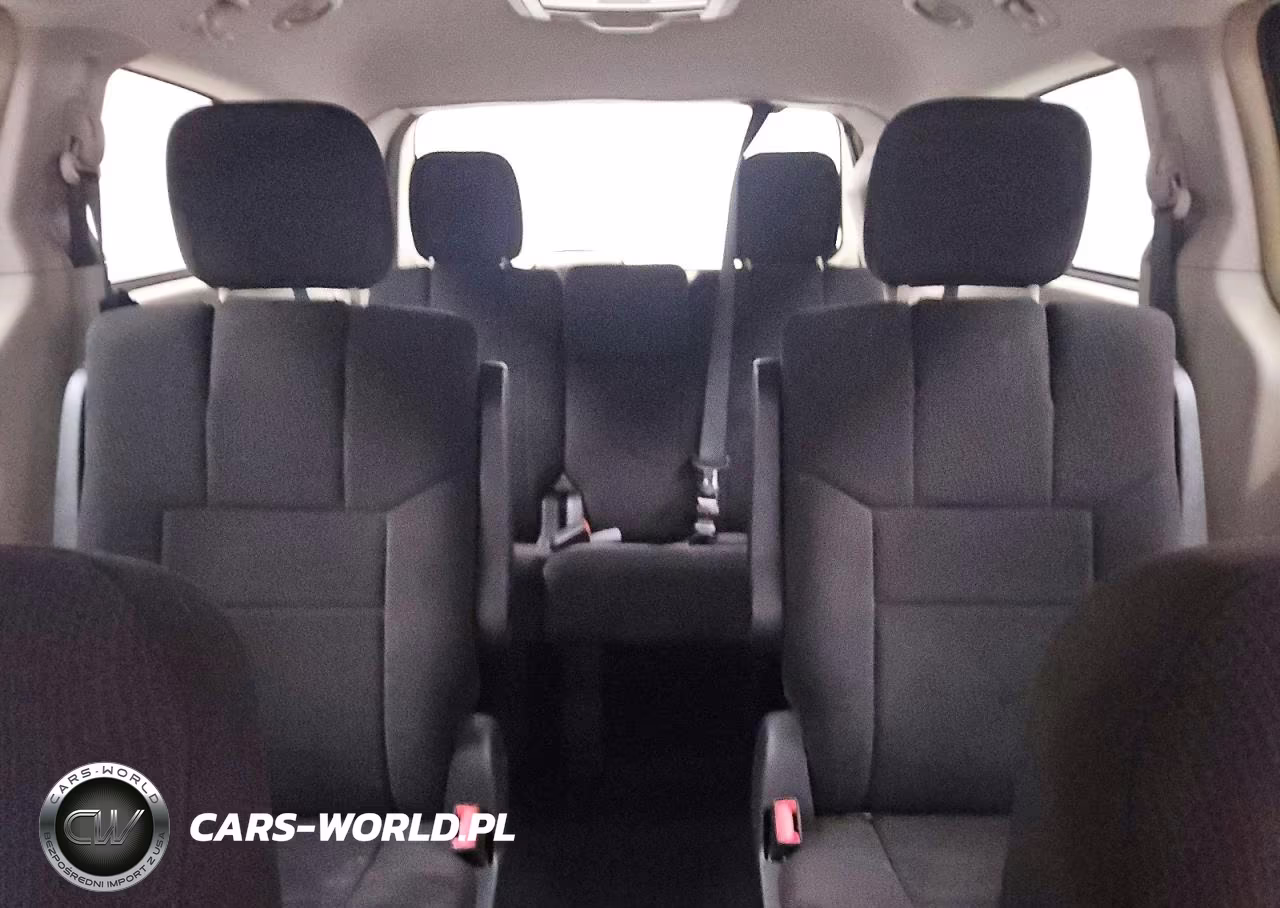 2011 Chrysler Town & Country Touring VIN:2A4RR5DG8BR607753 - 10