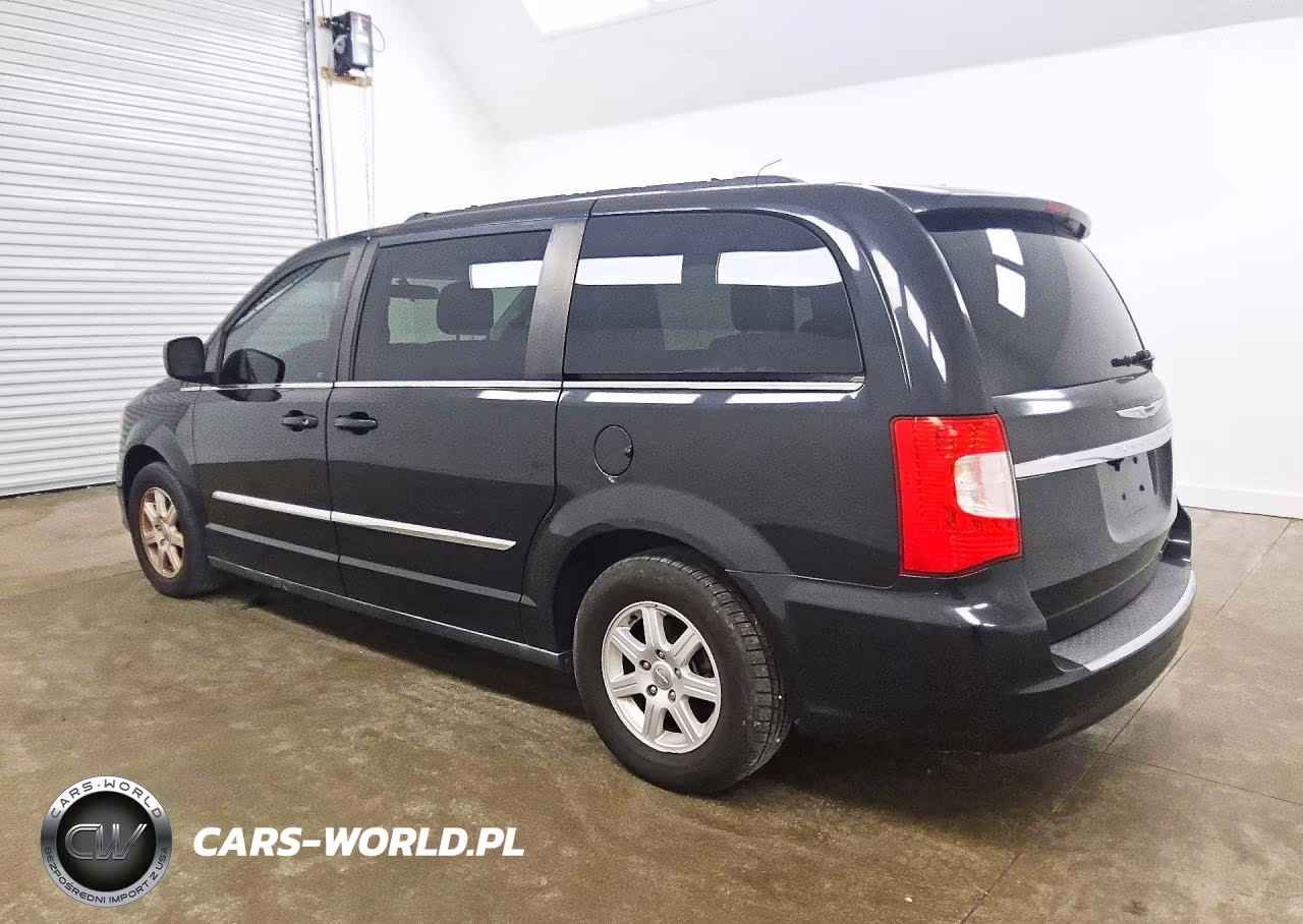 2011 Chrysler Town & Country Touring VIN:2A4RR5DG8BR607753 - 2