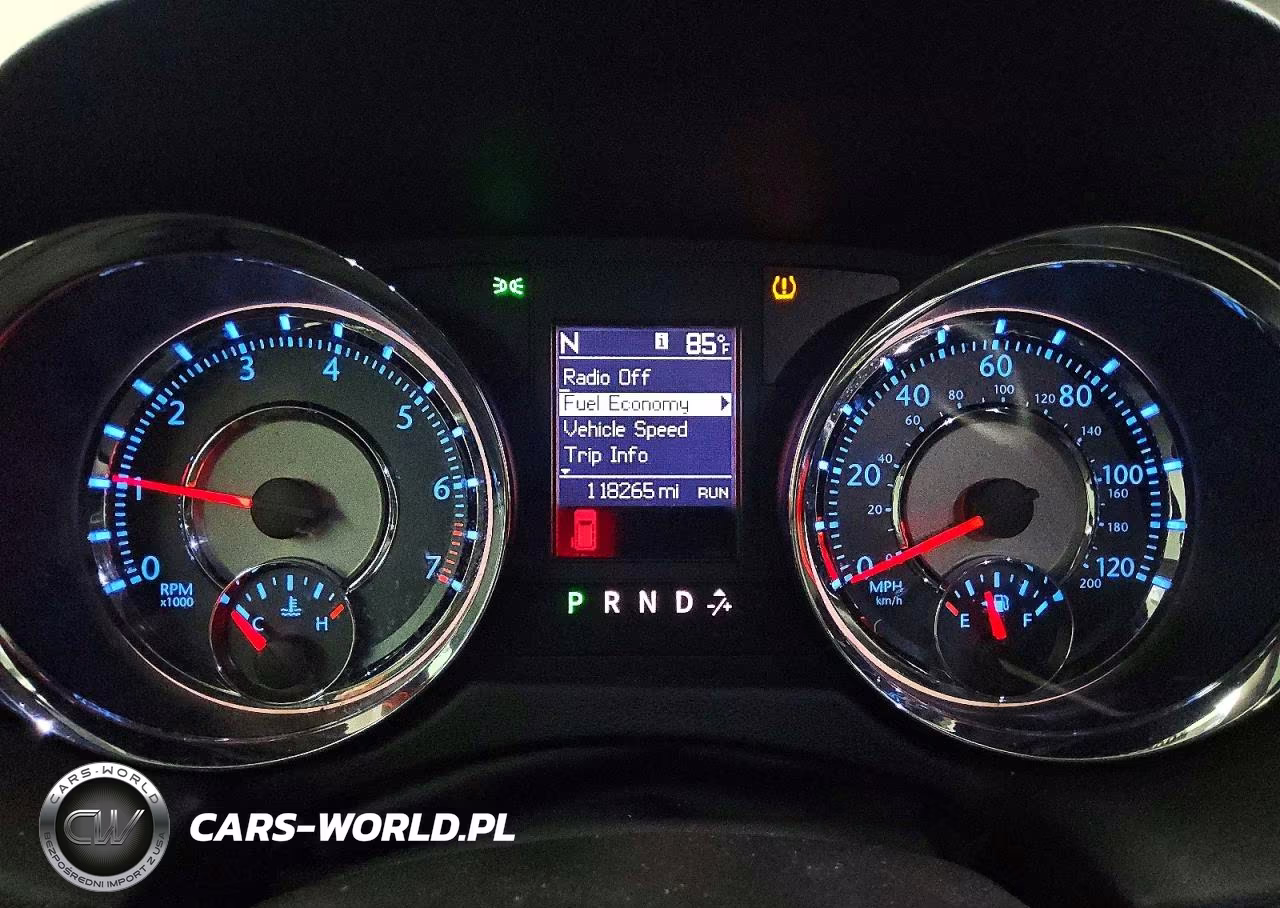 2011 Chrysler Town & Country Touring VIN:2A4RR5DG8BR607753 - 9