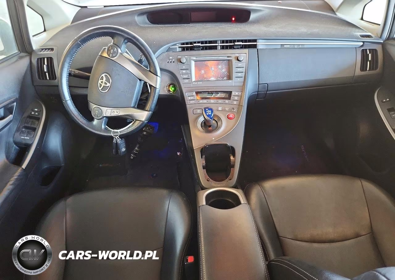 2015 Toyota Prius Persona Series VIN:JTDKN3DU4F0419504 - 8