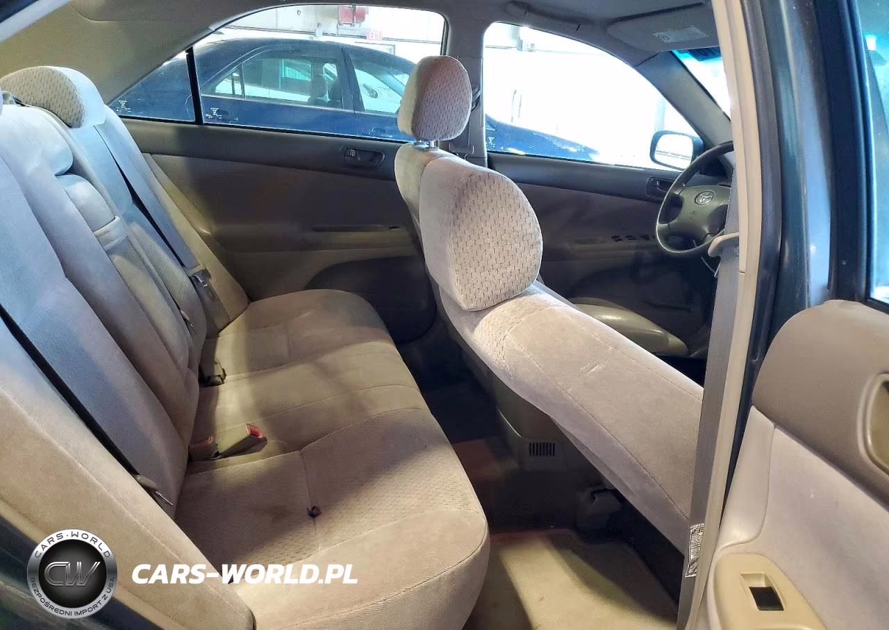 2002 Toyota Camry Le VIN:4T1BE32K42U598501 - 10