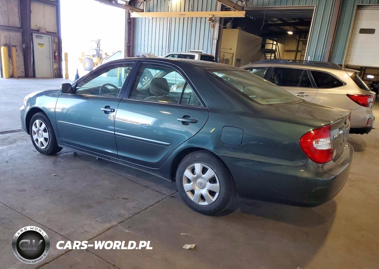 2002 Toyota Camry Le VIN:4T1BE32K42U598501 - 2