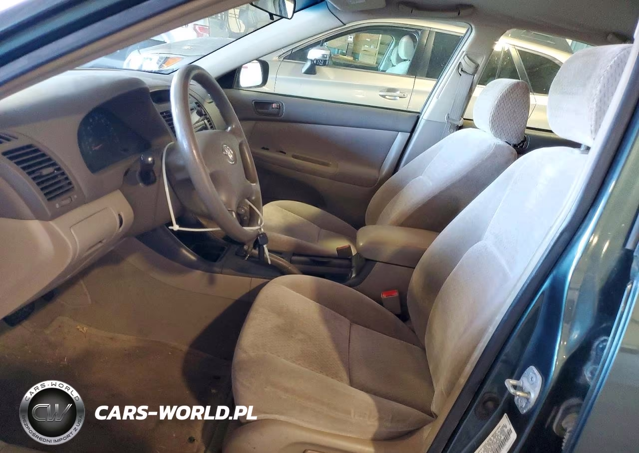 2002 Toyota Camry Le VIN:4T1BE32K42U598501 - 7