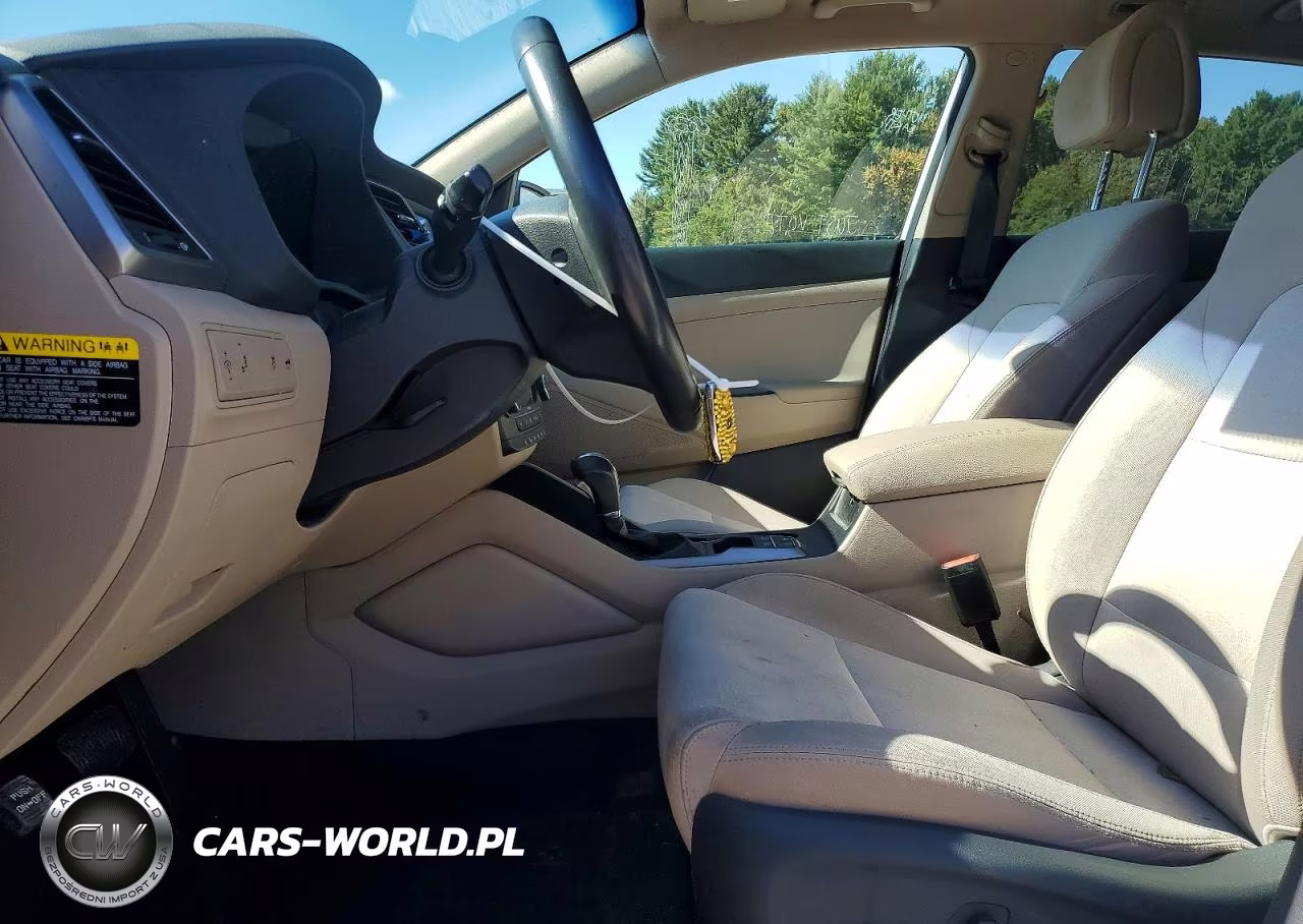 2018 Hyundai Tucson Value VIN:KM8J3CA23JU756490 - 7