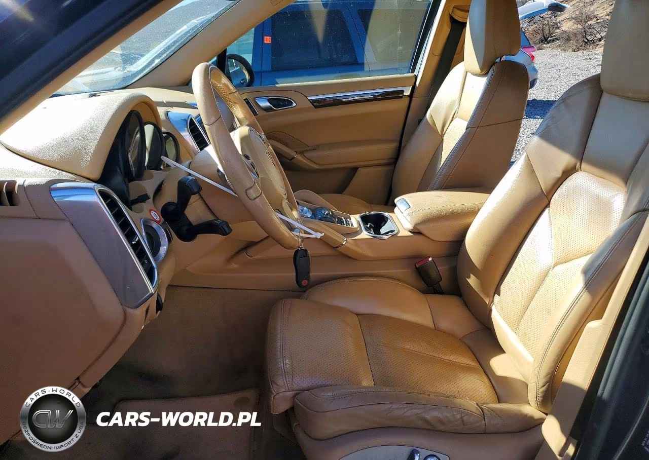 2013 Porsche Cayenne S VIN:WP1AB2A2XDLA81652 - 7