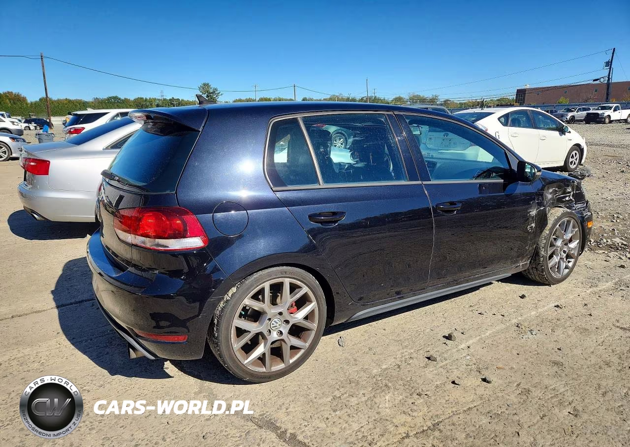 2013 Volkswagen Gti VIN:WVWHD7AJ9DW139182 - 3