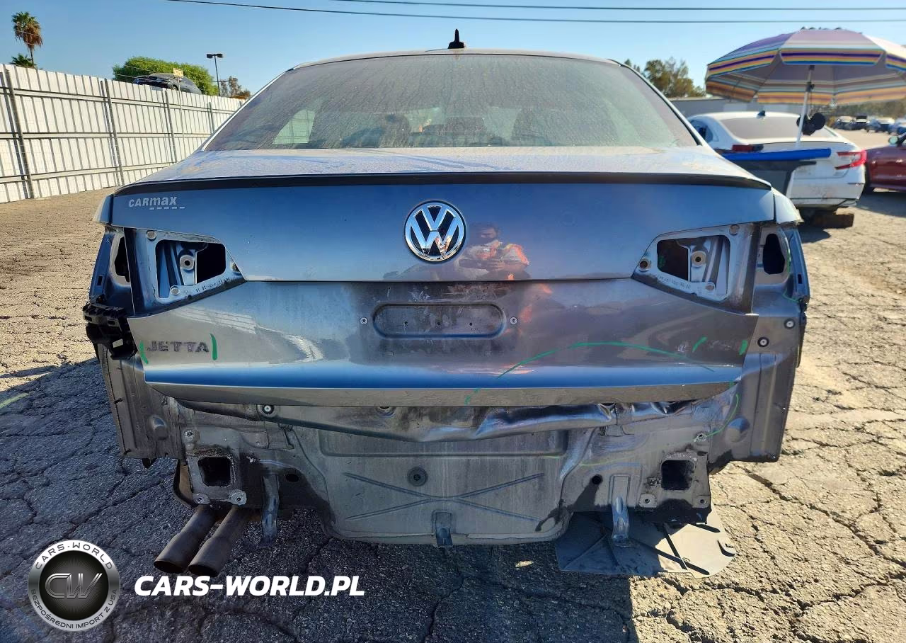 2016 Volkswagen Jetta Sport VIN:3VWD17AJ2GM400774 - 6