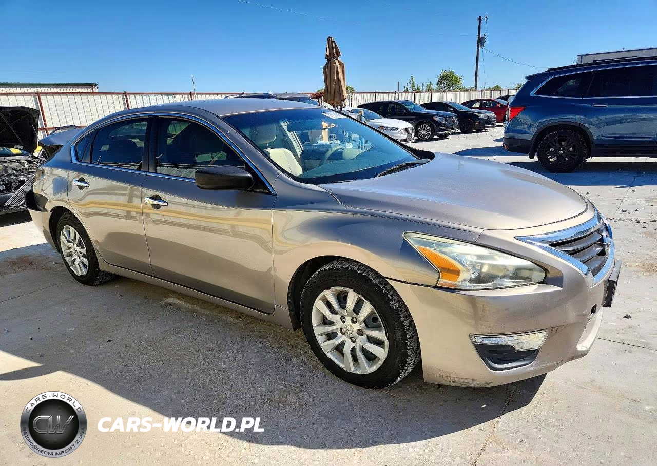 2013 Nissan Altima 2.5 VIN:1N4AL3AP4DN528986 - 4