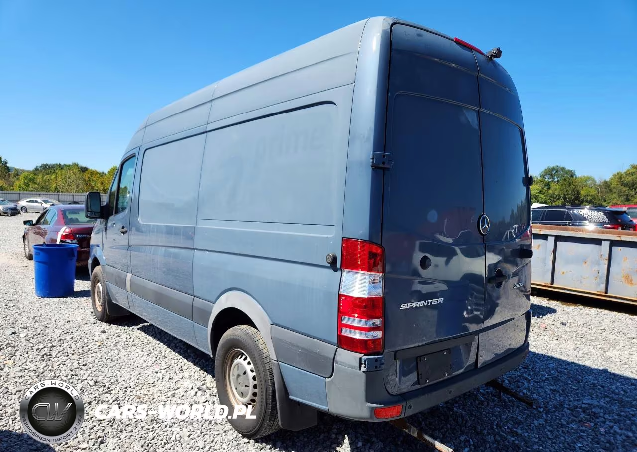 2018 Mercedes-Benz Sprinter 2500 VIN:WD3PE7CD1JP624612 - 2