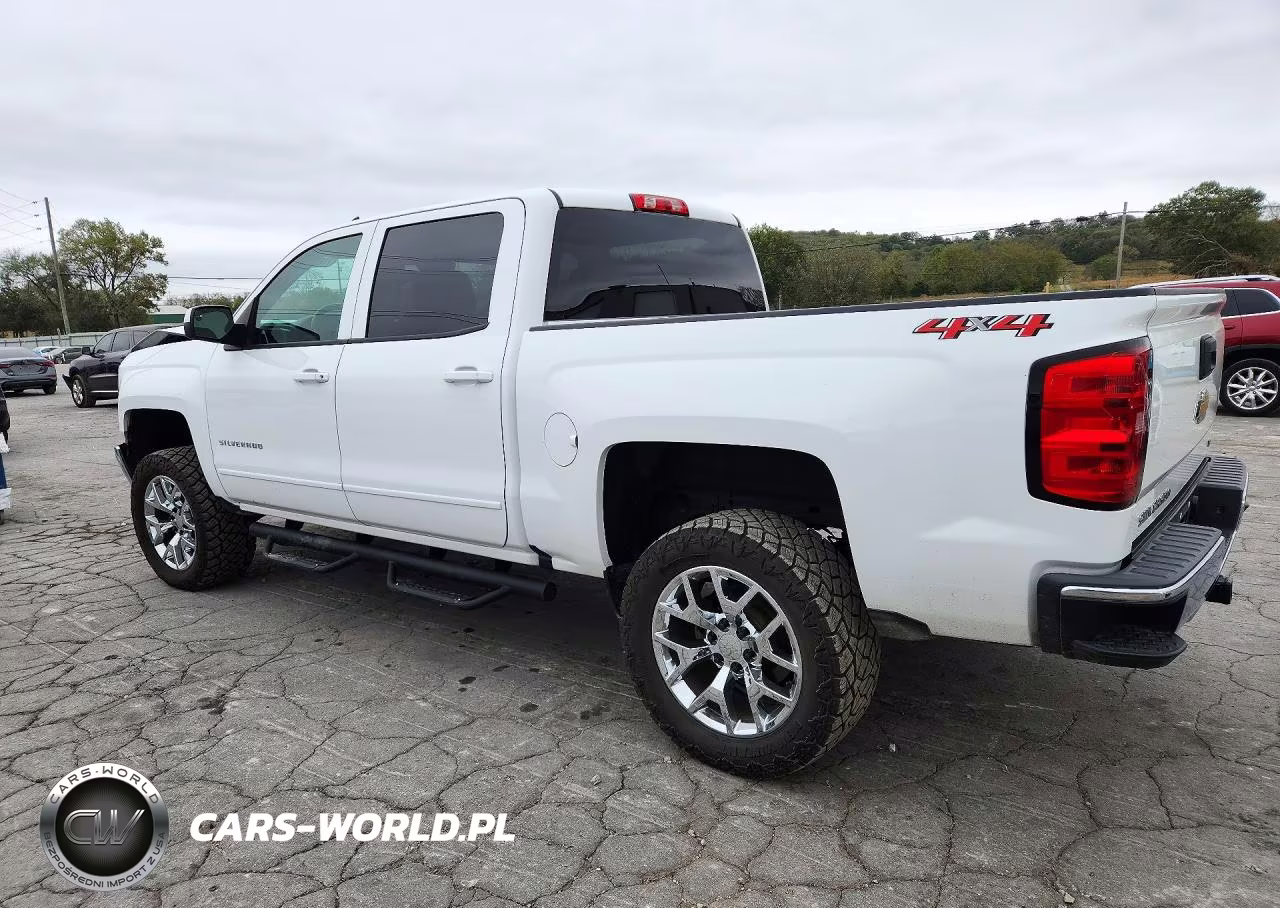 2018 Chevrolet Silverado K1500 Lt VIN:3GCUKREC8JG500245 - 2
