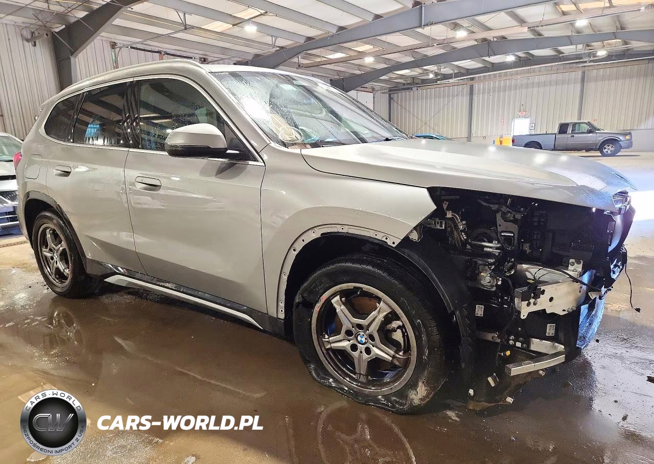 2026 BMW X1 xDrive28I VIN:WBX73EF04T5634092 - 4