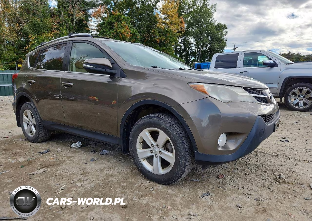 2013 Toyota Rav4 Xle VIN:JTMRFREV5DD046193 - 4