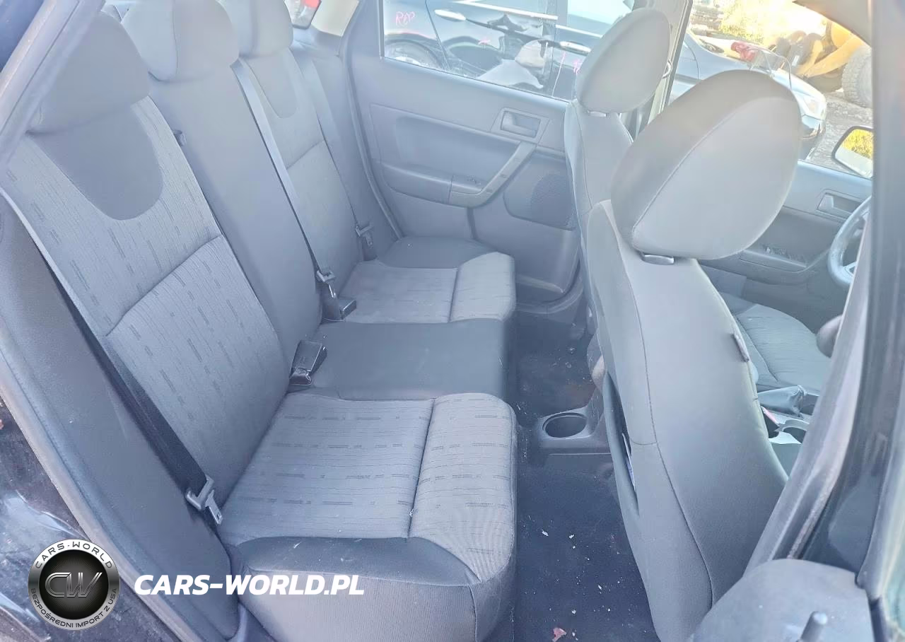 2009 Ford Focus VIN:1FAHP35N59W120865 - 10