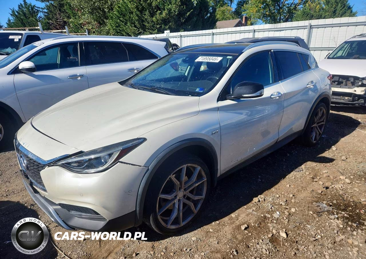 2017 Infiniti Qx30 Premium VIN:SJKCH5CR4HA039982 - 1