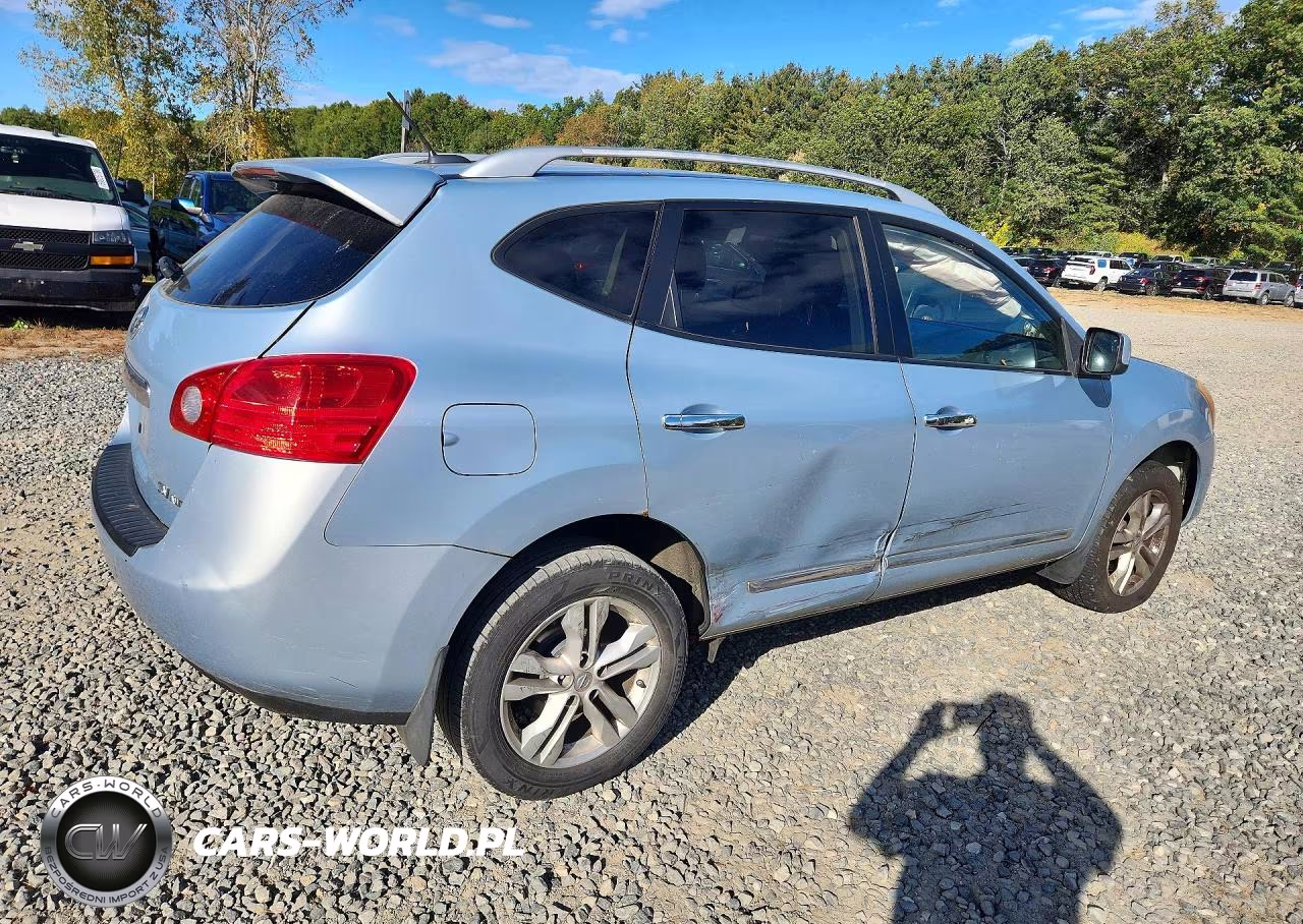 2013 Nissan Rogue S VIN:JN8AS5MV9DW107590 - 3