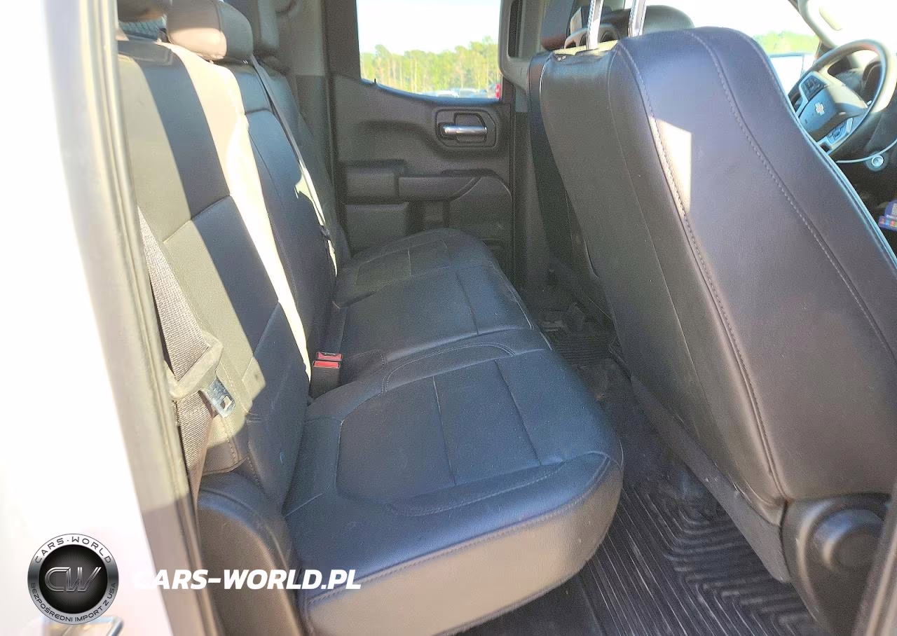 2022 Chevrolet Silverado Ltd C1500 VIN:1GCRWAEK9NZ215272 - 10