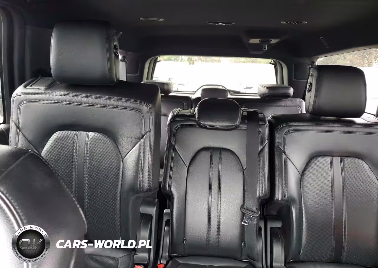 2018 Ford Expedition Max Limited VIN:1FMJK2AT0JEA19148 - 10