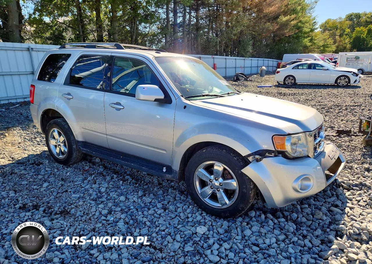 2010 Ford Escape Limited VIN:1FMCU9EG8AKA80175 - 4
