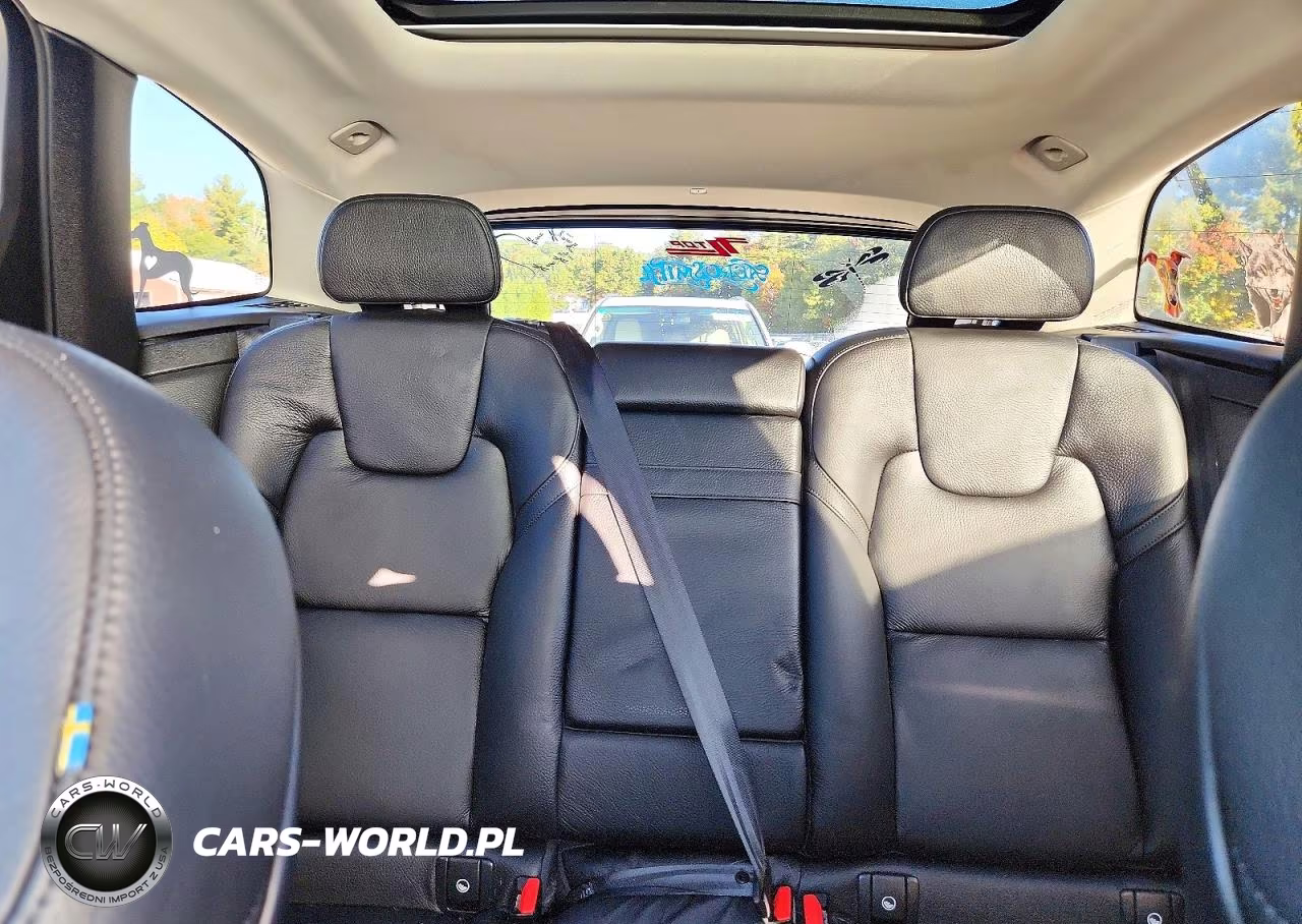 2020 Volvo Xc60 T5 Momentum VIN:YV4102RKXL1576517 - 10