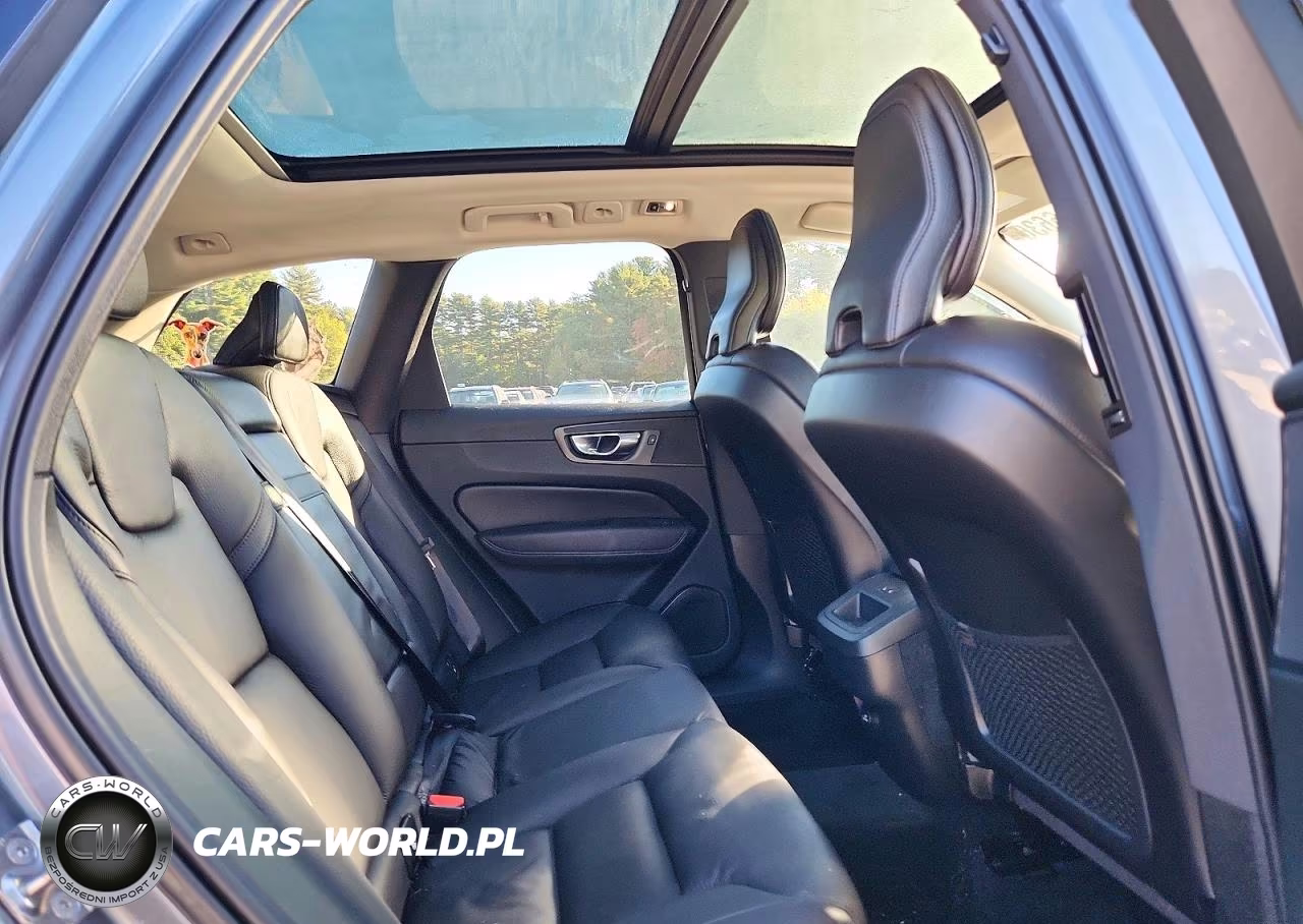 2020 Volvo Xc60 T5 Momentum VIN:YV4102RKXL1576517 - 11