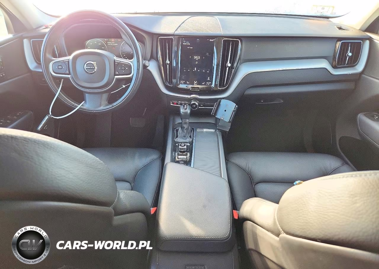2020 Volvo Xc60 T5 Momentum VIN:YV4102RKXL1576517 - 8