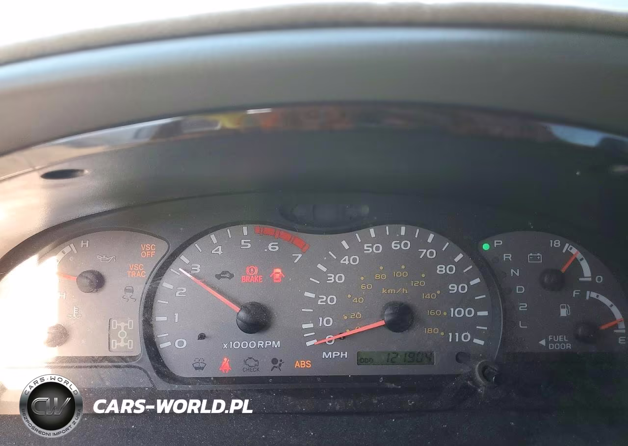 2002 Toyota Sequoia Sr5 VIN:5TDBT44A82S104357 - 9