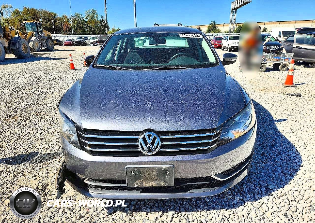2014 Volkswagen Passat S VIN:1VWAT7A34EC104572 - 5