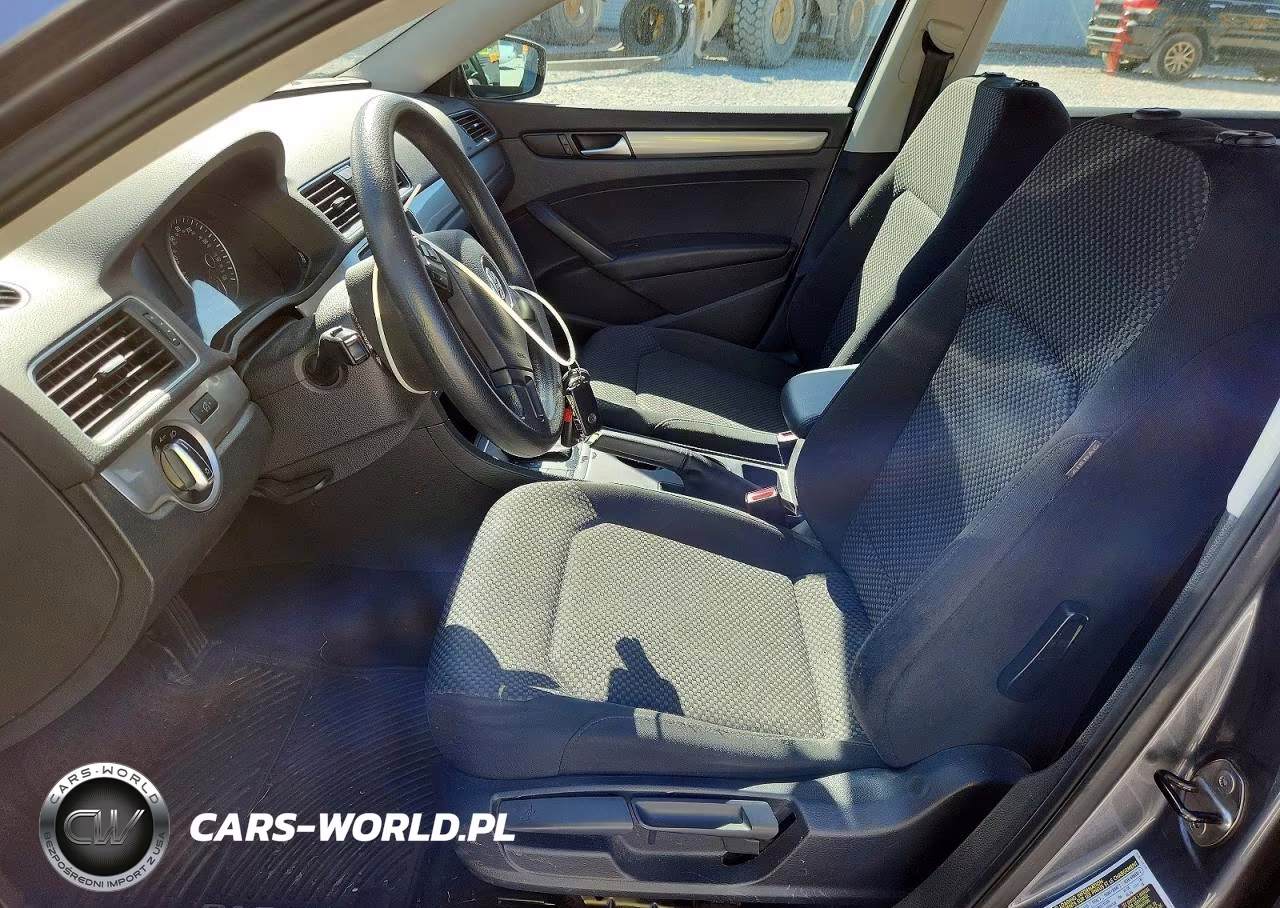 2014 Volkswagen Passat S VIN:1VWAT7A34EC104572 - 7