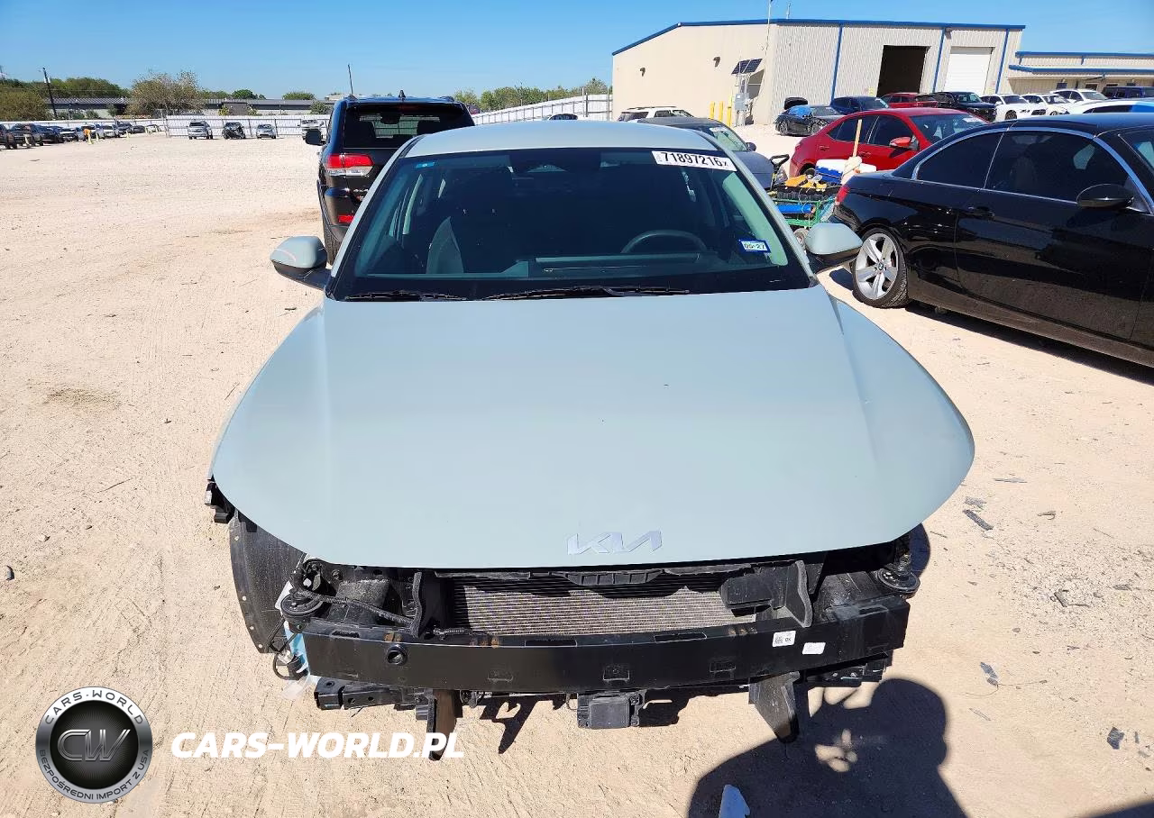 2025 Kia K4 Lxs VIN:3KPFT4DE7SE063119 - 5