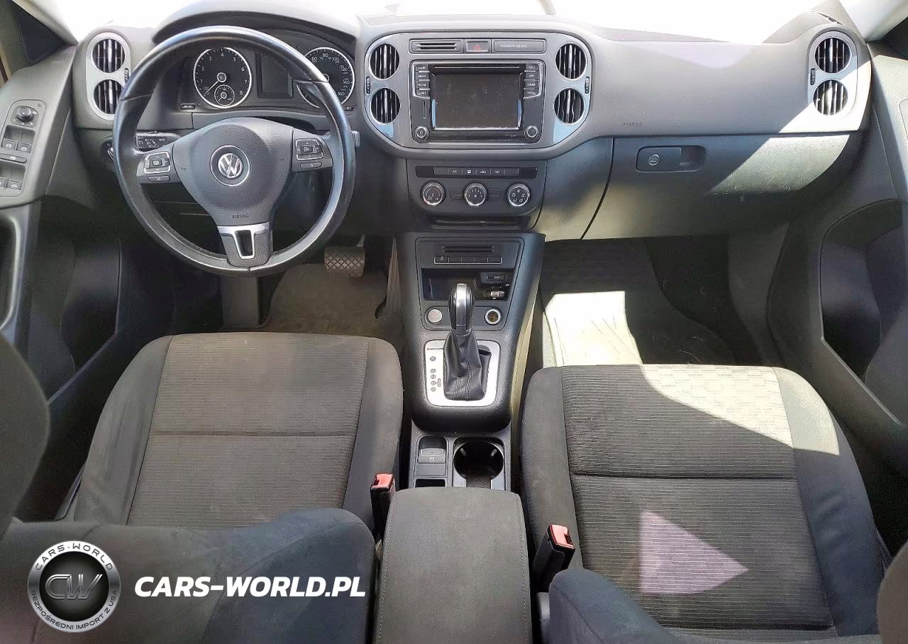 2017 Volkswagen Tiguan S VIN:WVGBV7AXXHK050883 - 8