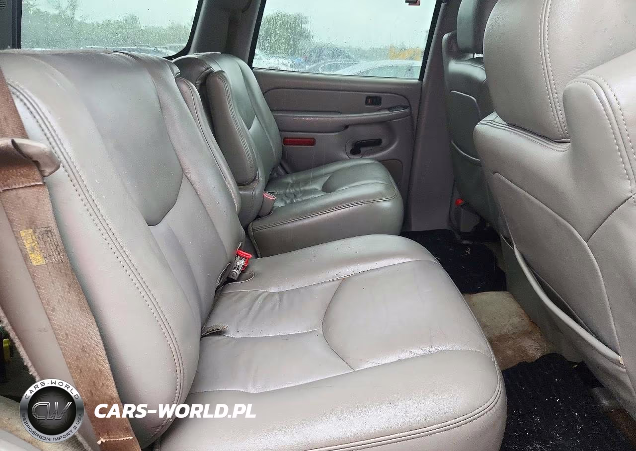 2005 Chevrolet Tahoe K1500 VIN:1GNEK13T45R137139 - 11