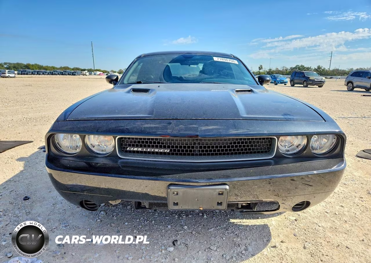 2012 Dodge Challenger Sxt VIN:2C3CDYAG2CH130815 - 5